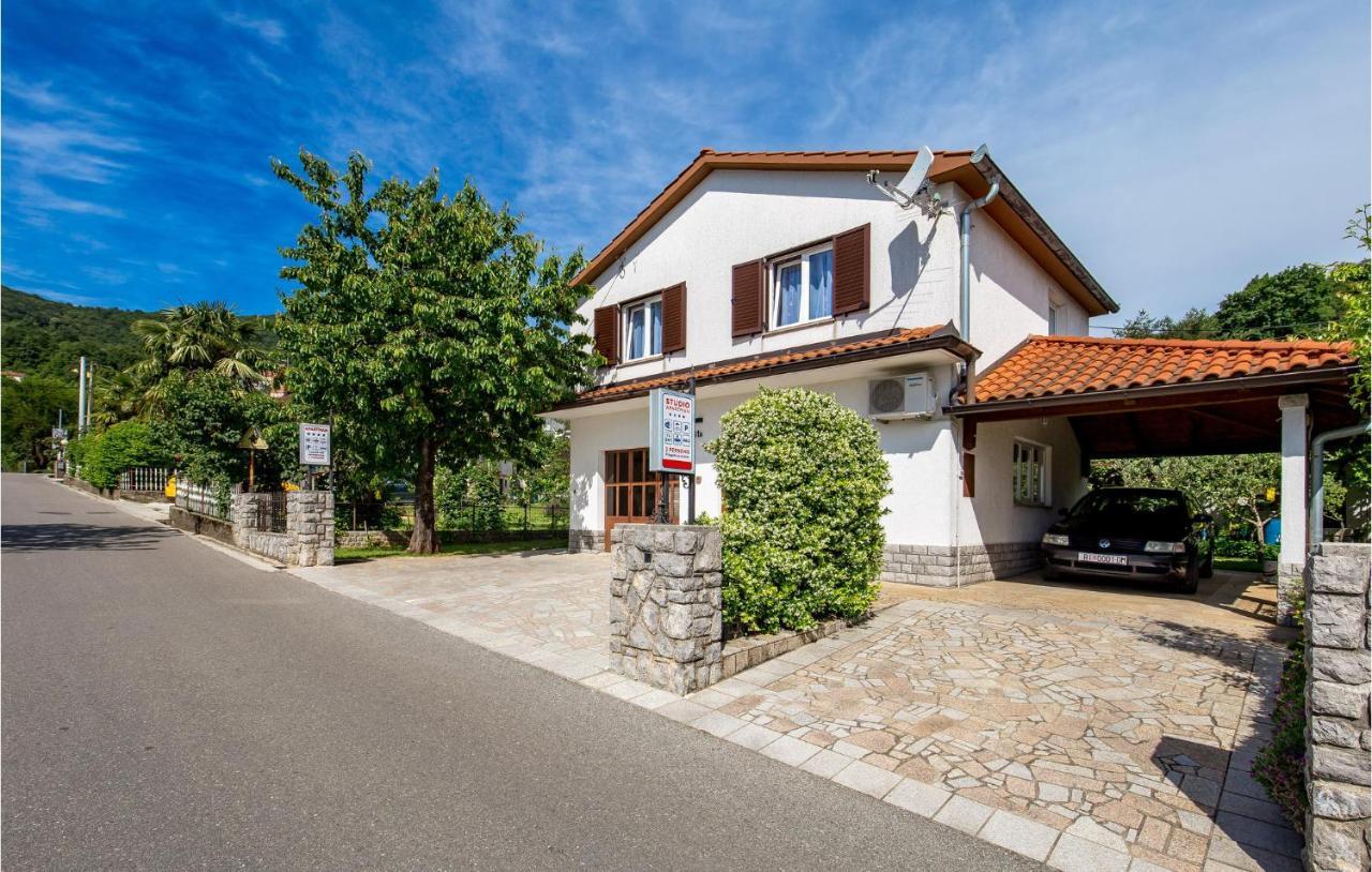 Nice Apartment In Rukavac With Kitchen ภายนอก รูปภาพ